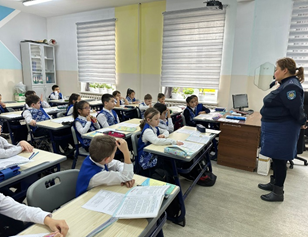 «Қауіпсіздік минуты» тақырыбында түсіндіру жұмыстары